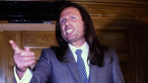 Béziers : après 54 ans de détention, Tommy Recco va rester derrière...